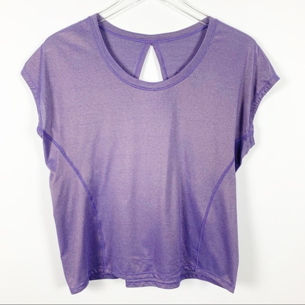 Lululemon key hole back t shirt - Picture 2 of 5
